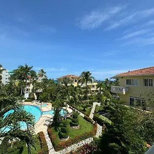 Palmeras By Graziano Resort